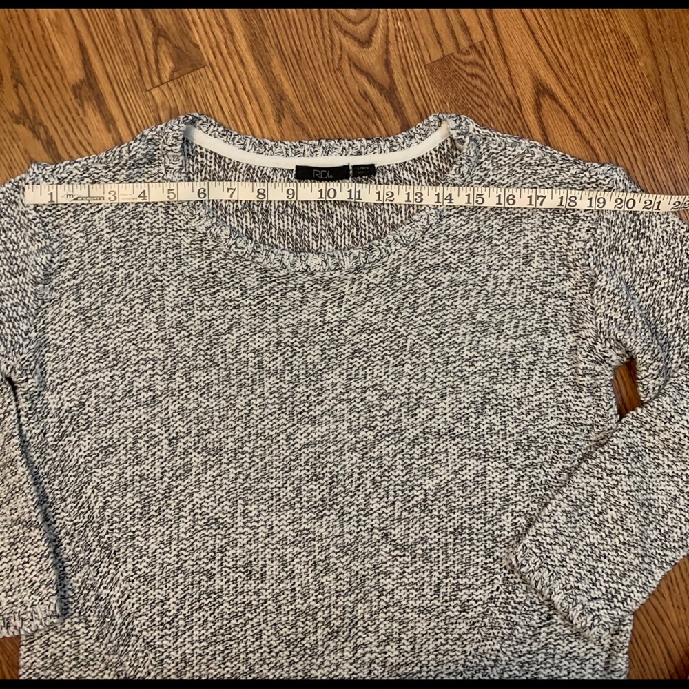 RDI sweater - Picture 7 of 9